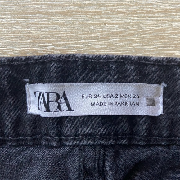Zara Mom Fit Straight Leg Black Denim Collection Jeans Pants Zipper Fly Size 2 - Picture 9 of 11